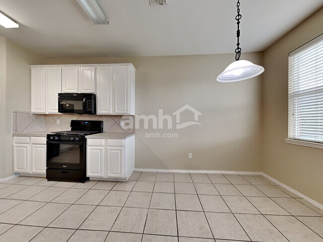 Foto del edificio - 9136 Belvedere Drive