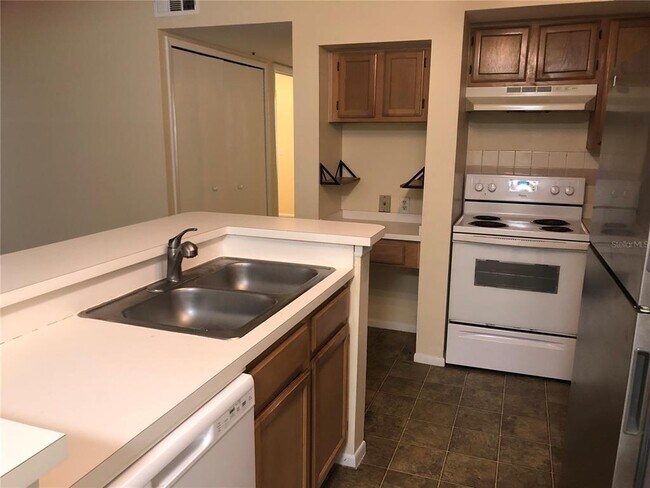 Building Photo - 486 N Pin Oak Pl