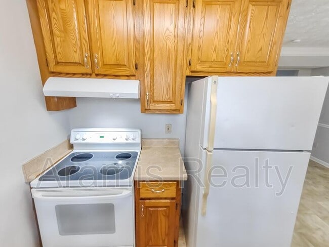 Building Photo - 5050 Top Cat Ct - 1