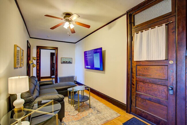 Foto del edificio - 1253 Williamson St