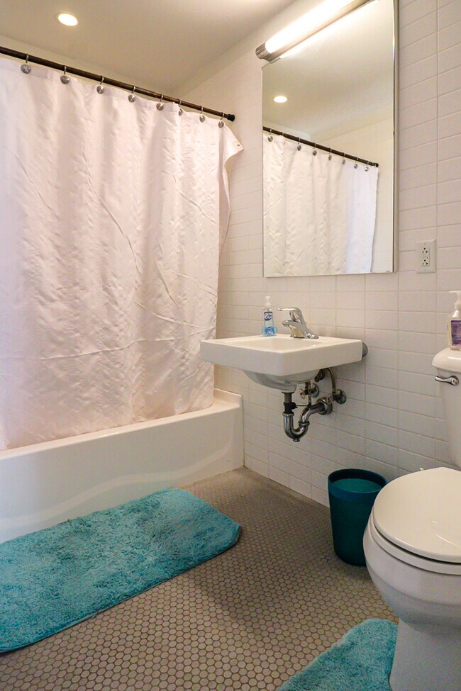 Foto del edificio - 201 S West St