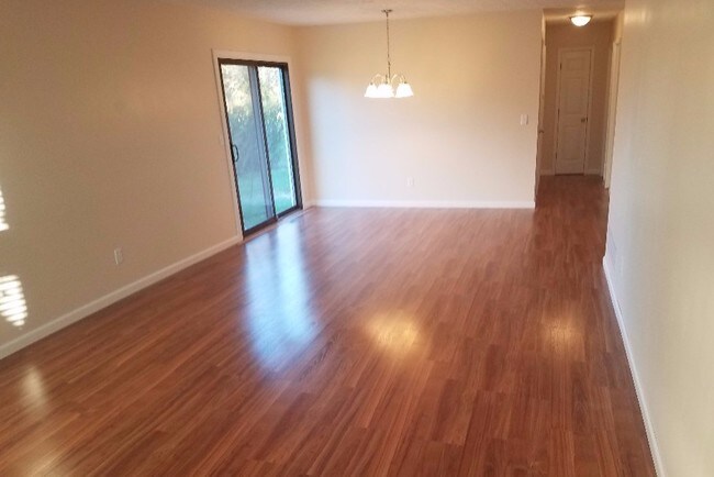 Family Room & Dining Area - 8024 Smoky Row Rd