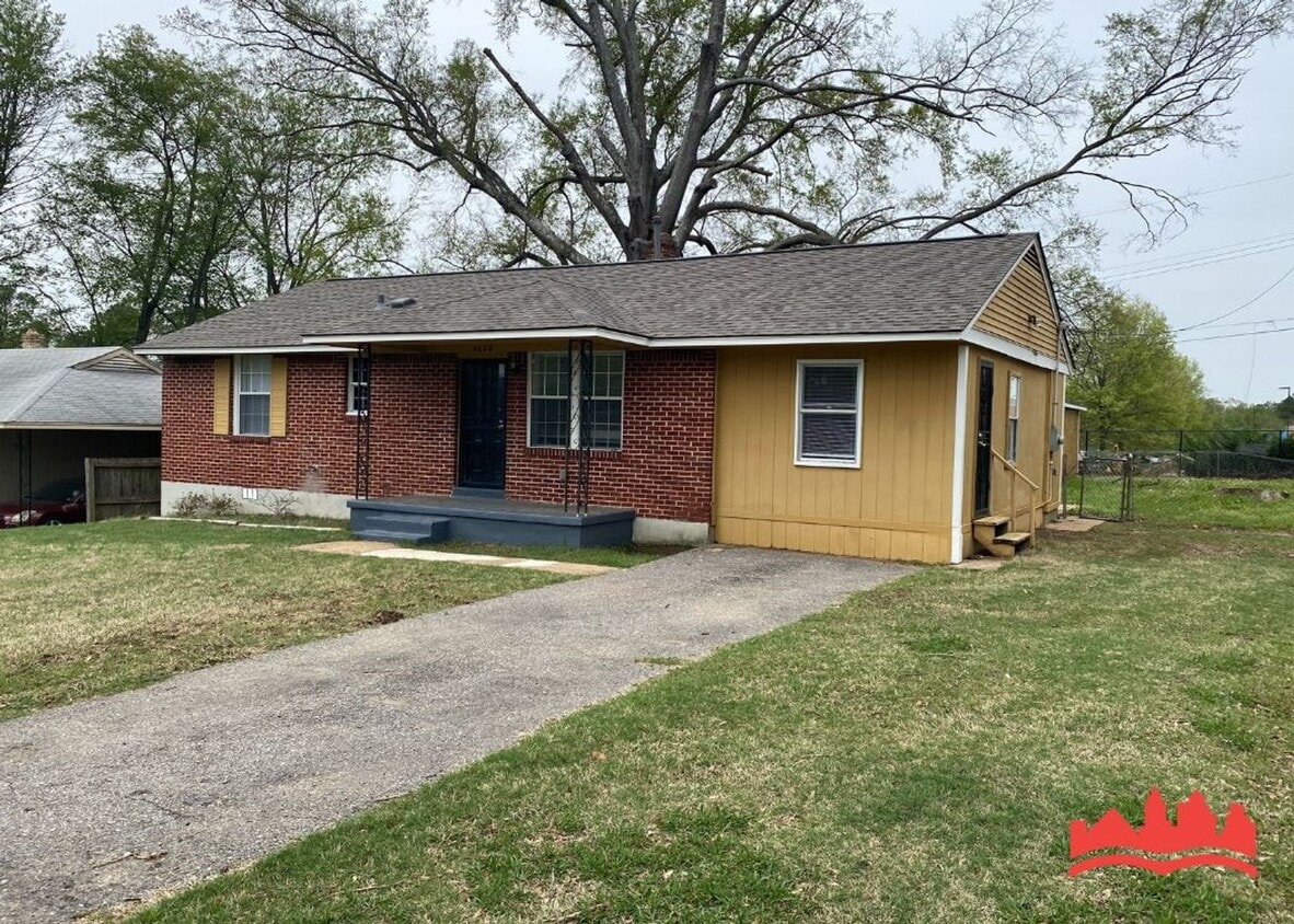 Primary Photo - 4628 Windward Dr