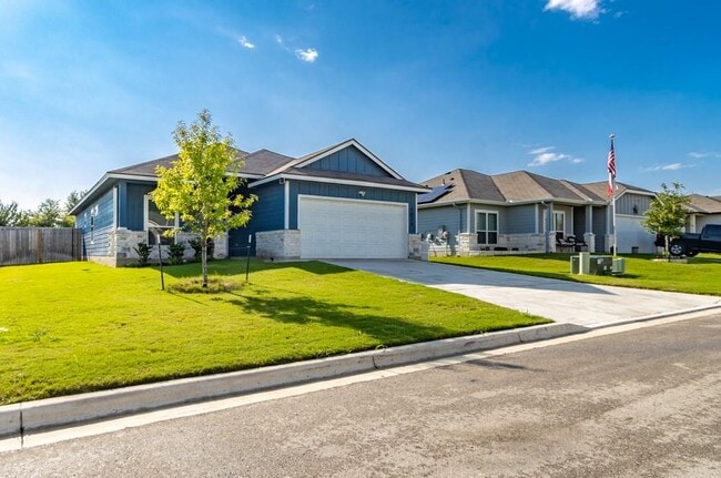 Building Photo - 1024 Monte Verde Dr