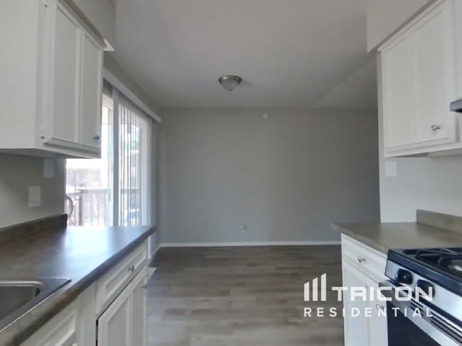 Foto del edificio - 1725 Hiawatha Dr NE