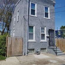 Building Photo - 609 Henry St