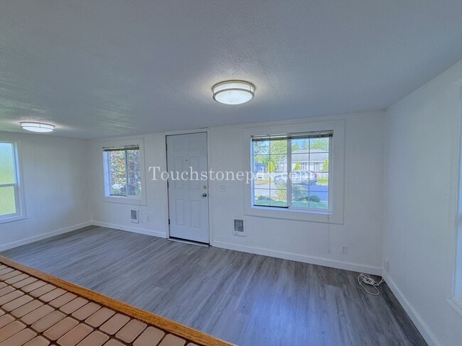 Photo - Charming NE Portland Home with Light Filled Living and Yard Space