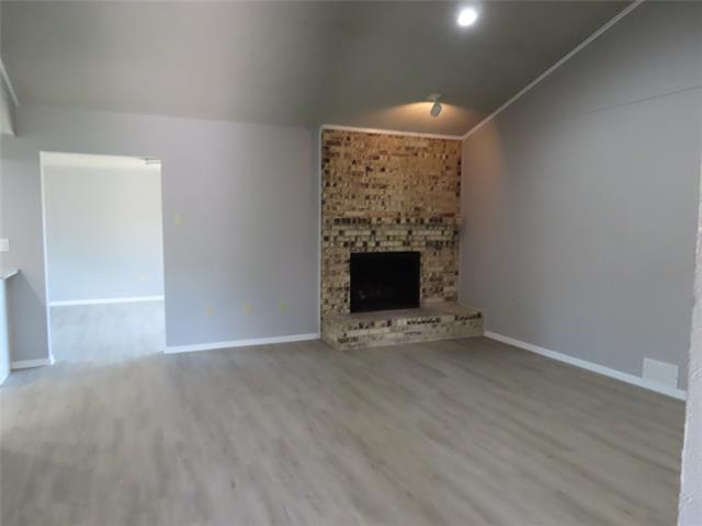 Building Photo - 2205 Richbrook Dr