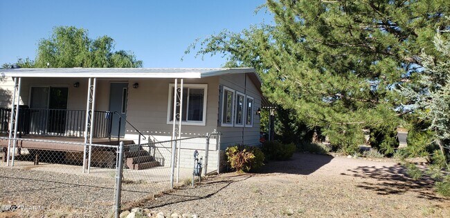 Building Photo - 10330 Manzanita Trail