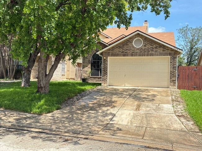 Building Photo - 9947 Echo Plain Dr