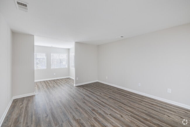 3BR, 2BA With Sunroom - 1,456SF - Living Room - River Landing