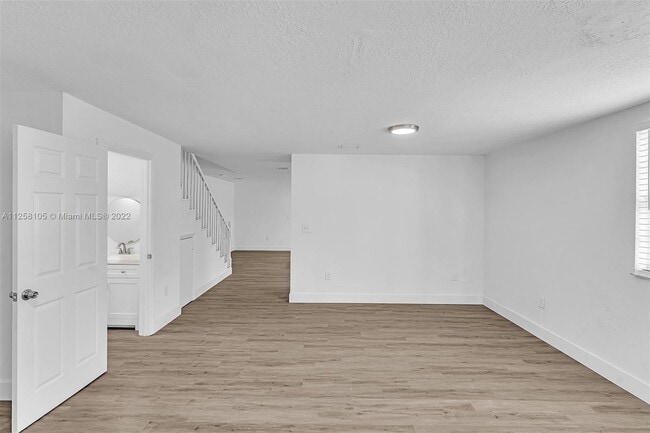 Building Photo - 140 NW 70th St