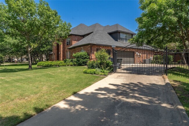 Foto del edificio - 209 Timber Lake Dr