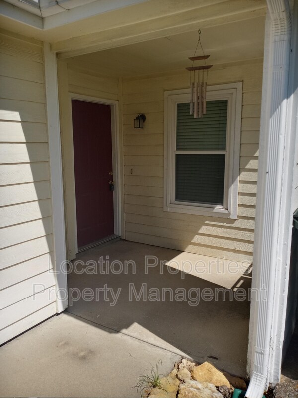 Foto del edificio - 906 Christie Ct