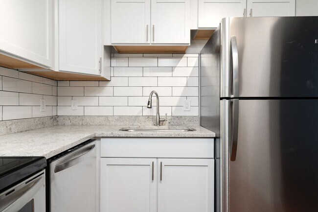 Foto del interior - Stylish Suburban Living with Modern Upgrades
