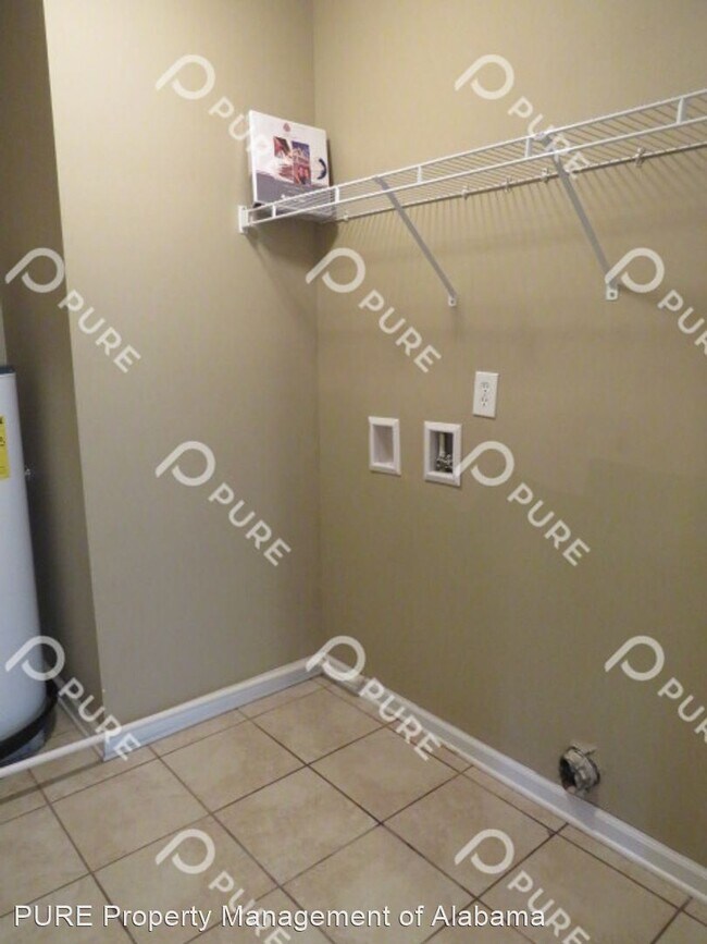 Building Photo - 4 br, 2 bath House - 116 Tallow Wood Drive
