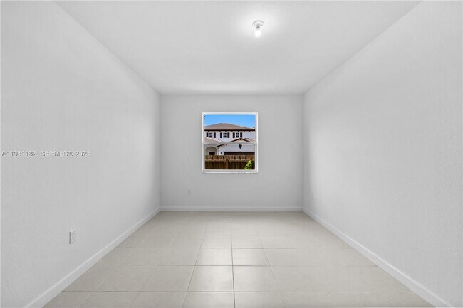 Foto del edificio - 2310 SE 28th Dr