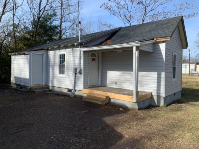 Building Photo - 552 Miller Pl