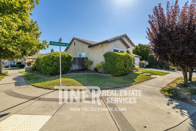Building Photo - 11 Promenade Ct