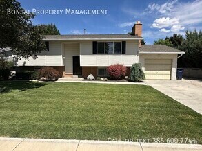 Building Photo - 8625 S Spartan Dr