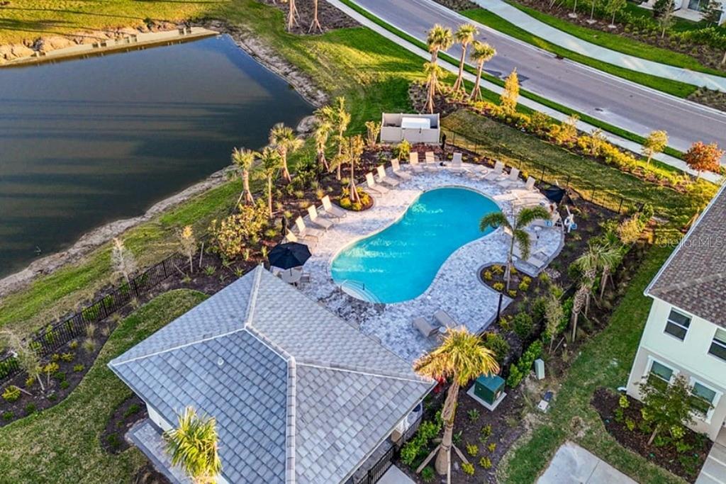 Foto principal - 8520 Daybreak St