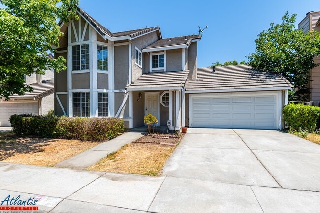 Photo - 1541 Shumaker Way House