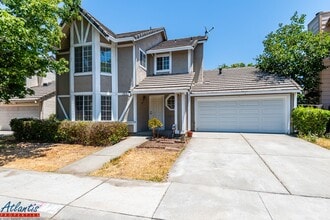 Building Photo - 1541 Shumaker Way