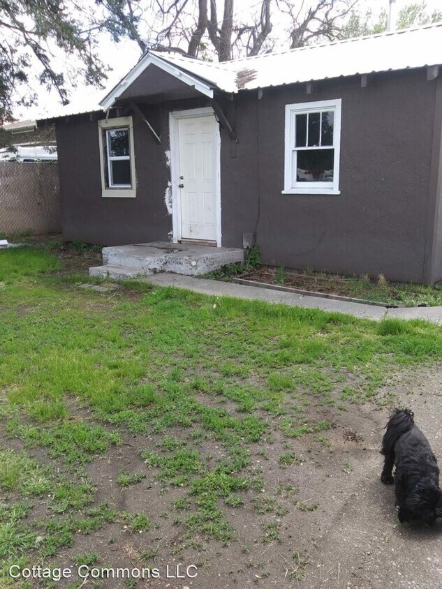 17500 E Sprague Ave, Spokane Valley, WA 99016 Room for Rent in