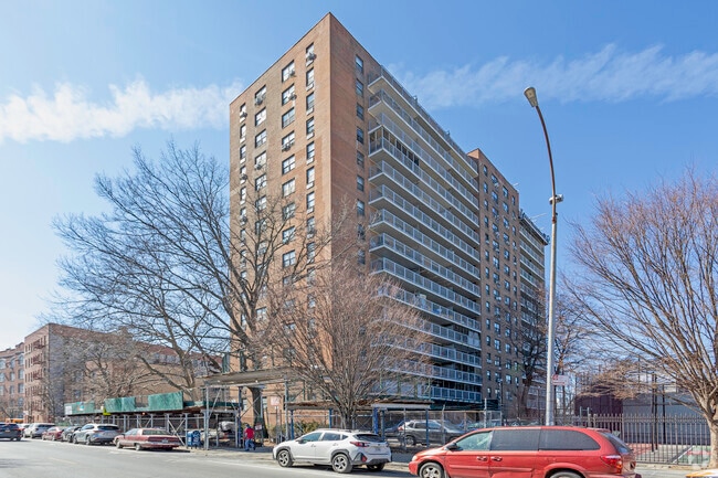 Building Photo - Dennis Lane Apartments