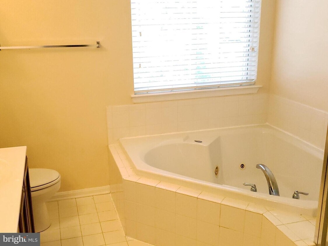 236 Country Ridge Dr, Red Lion, PA 17356 House Rental in Red Lion, PA