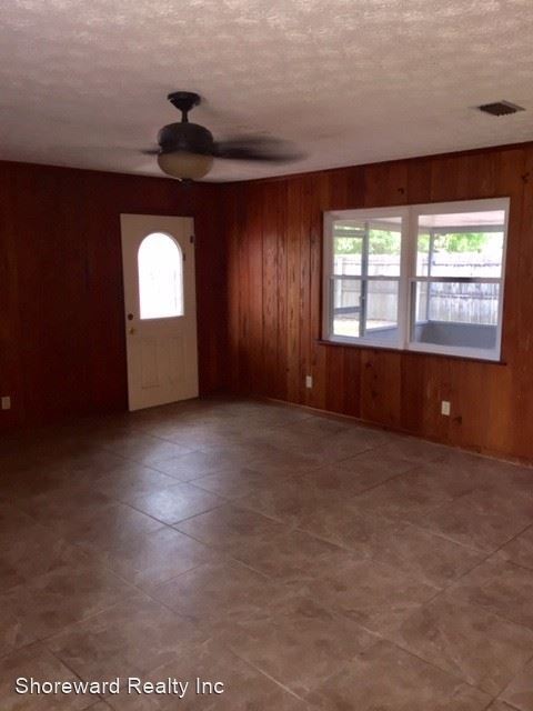 Foto del edificio - 4 br, 2 bath House - 1405 Grove Park Drive