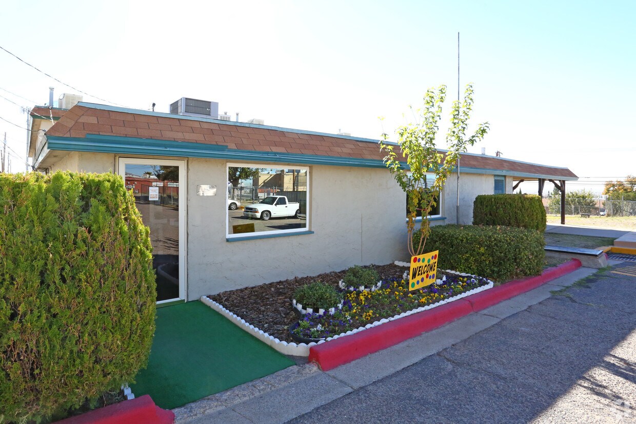 Mediterranean Apartments Apartments in El Paso, TX