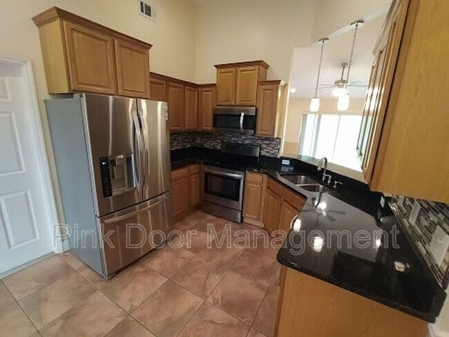 Foto del edificio - 602 Brooke Ct