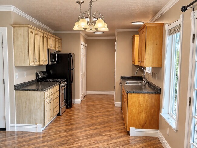 Foto del edificio - 305 N Appleview Dr