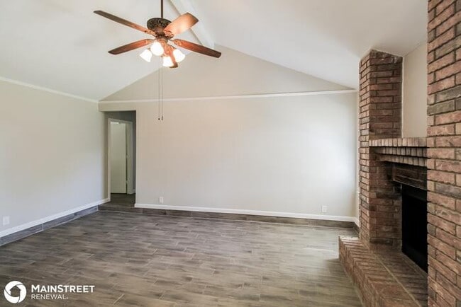 Building Photo - 1010 Galaxy Dr, Arlington, TX 76001