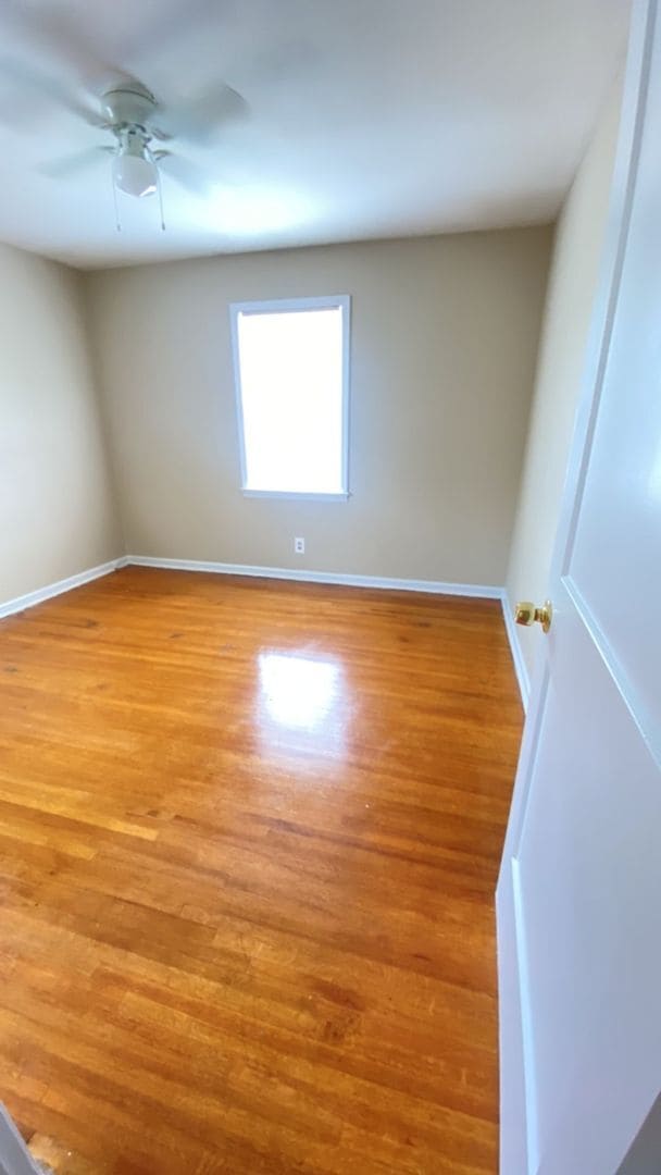 Building Photo - MOVE-IN SPECIAL 1/2 OFF 1ST MONTH'S RENT!!