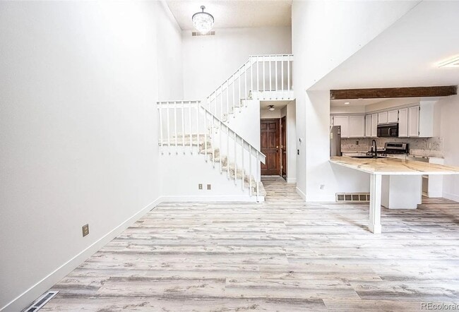 Building Photo - Quiet 3BR Townhome in Aurora near Cherry C...