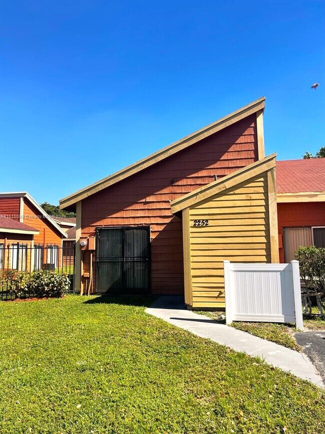 Foto del edificio - 2252 NW 55th Terrace