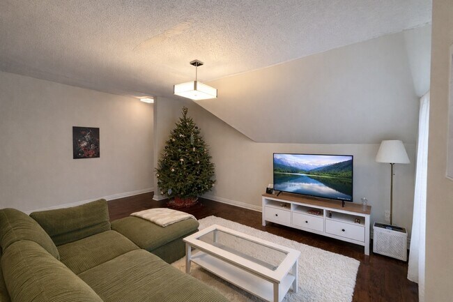 Photo du bâtiment - 101-103 Spadina Rd