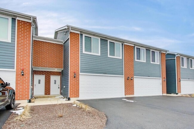 Building Photo - 1234 Gillespie Ln