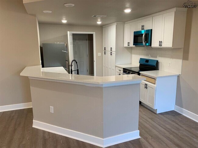 Foto del edificio - 438 W College St