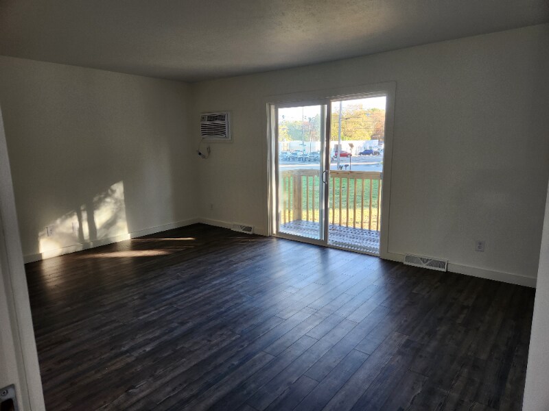 4707 Kent Rd Kent, OH 44240 – photo 3