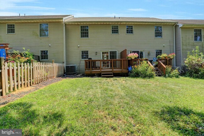 Building Photo - 4128 Kittatinny Dr