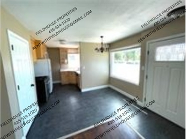 Building Photo - 1455 E 700 N