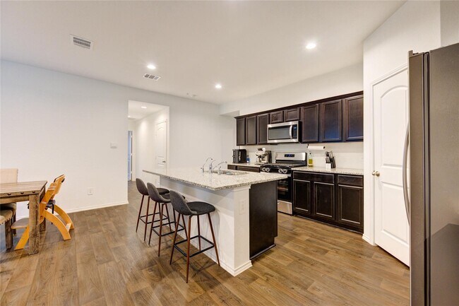 Foto del edificio - 21577 Starry Night Dr
