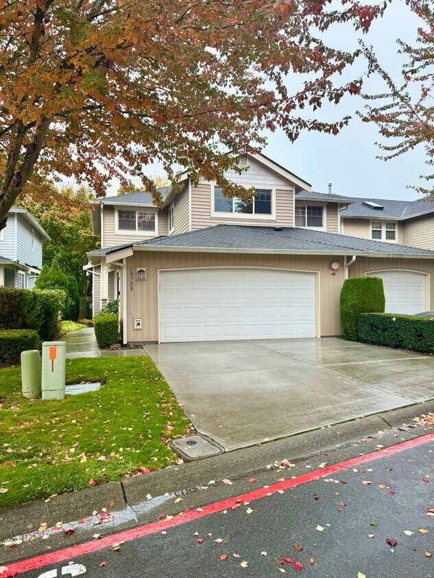 Foto principal - 18728-18109 109 Ln SE