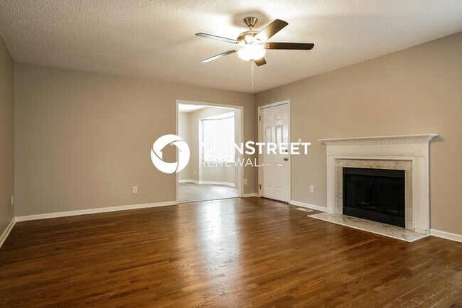 Foto del edificio - 3 Bedroom Pet-Friendly Home in Clayton, NC with Main Street Renewal
