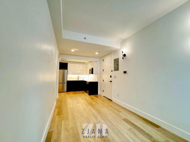 Foto del edificio - 1 bedroom in Brooklyn NY 11225