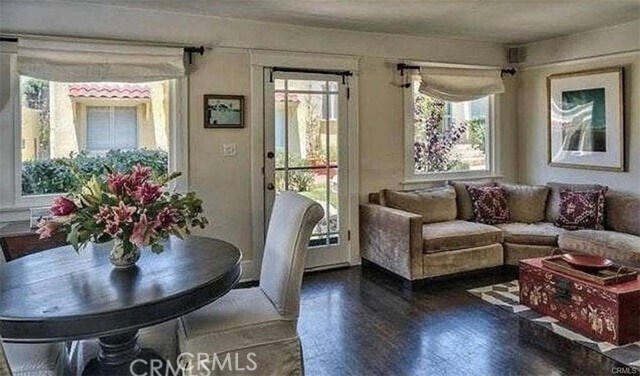 Foto del edificio - 2411 3rd St