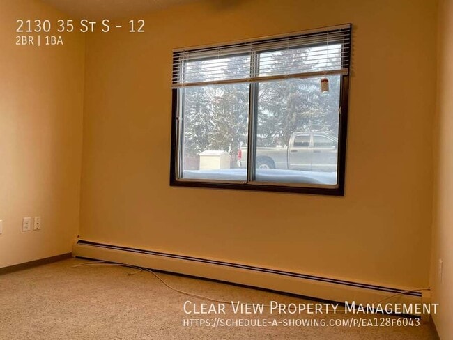 Building Photo - 2 Bedroom Apartment – All Utilities Included!